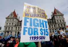Major labor union behind push for $15 minimum