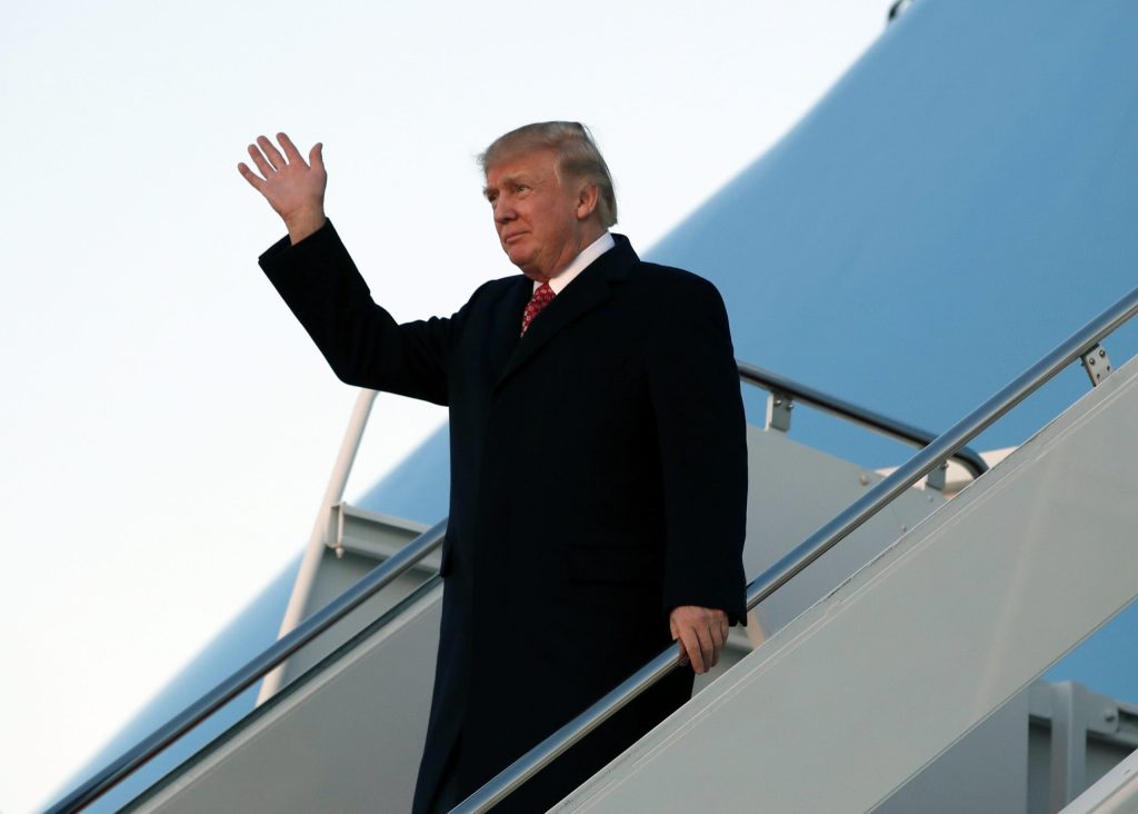 Trump blames Obama for Gitmo detainees released by Bush