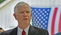 Katie Britt tied with Trump-endorsed Mo Brooks in Alabama Senate primary: Poll