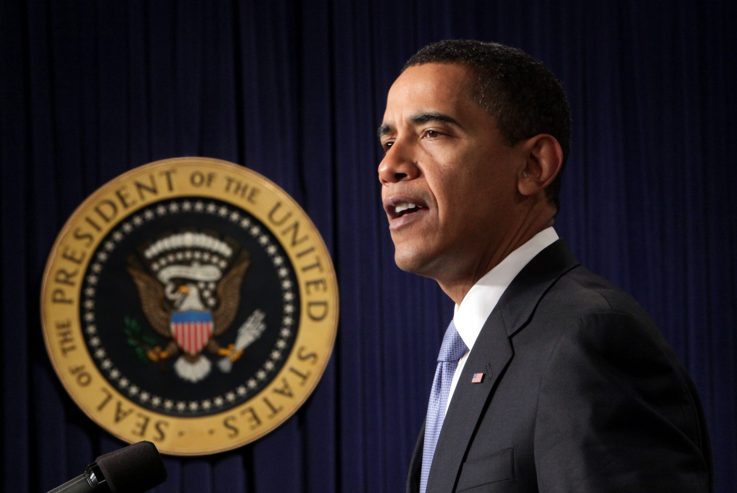 Obama disapproval rating hits post-election high
