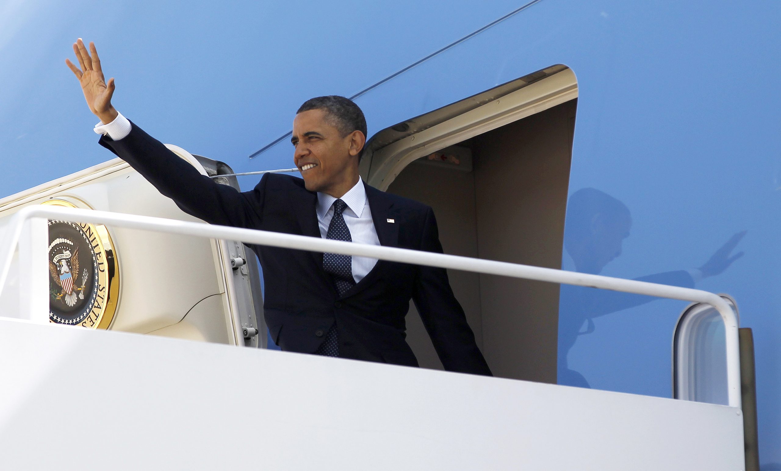 CNN uses Obama-era official to defend Obama-era deportations