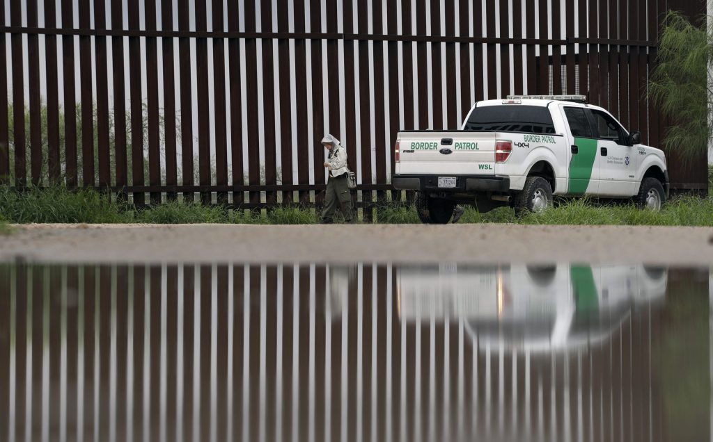 Trump threatens southern border closure amid partial government shutdown