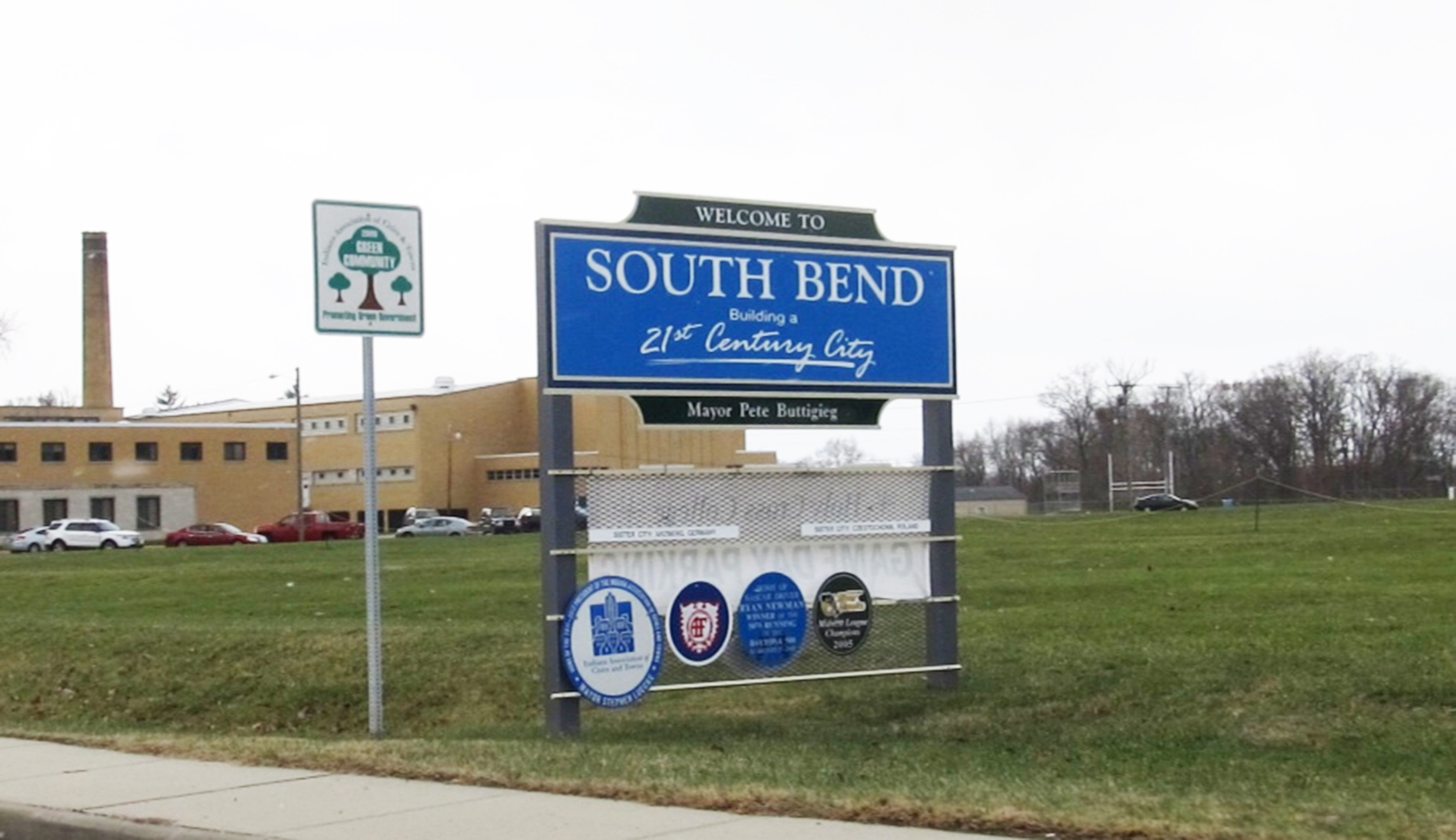 Appeals court tosses case of Indiana town suing its city council to block access to audio of police calls