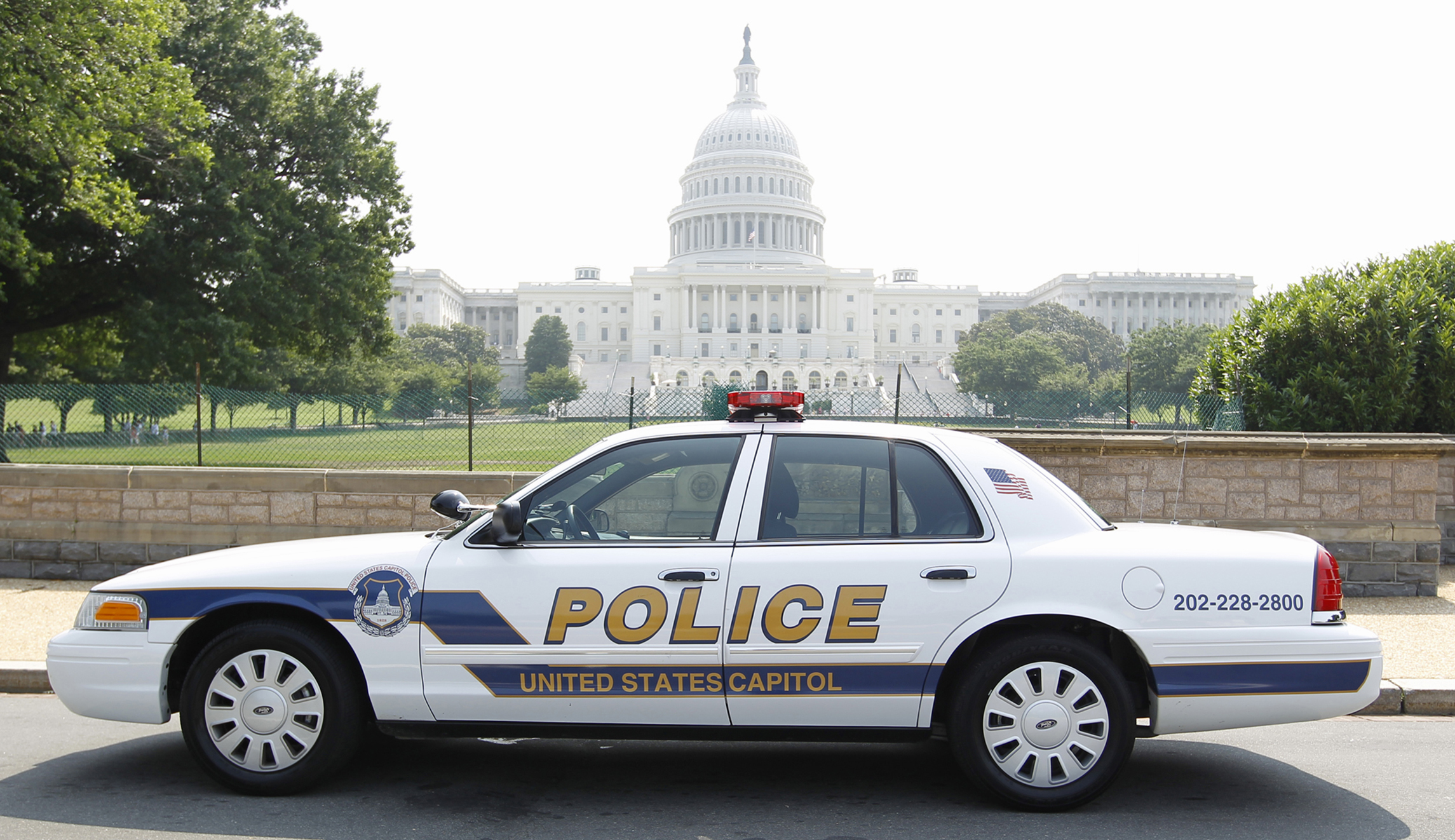 House aide arrested for allegedly carrying gun within Congress