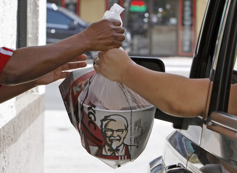 An Obama economic adviser pointed to a study on how the different minimum wages across state lines had no effect on employment levels as evidence that a national minimum wage increase would not affect jobs. (AP File)