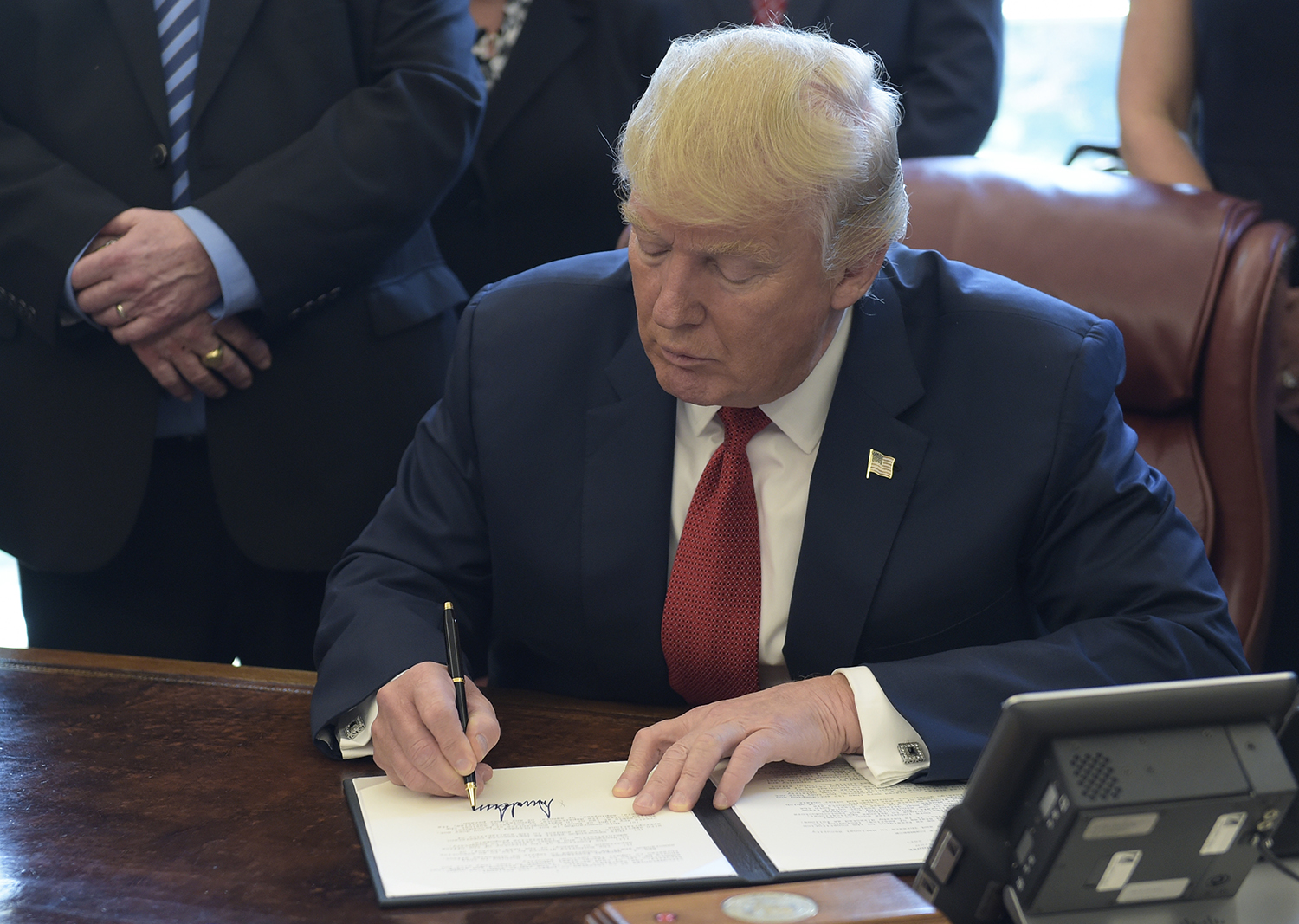 Trump announces more judges