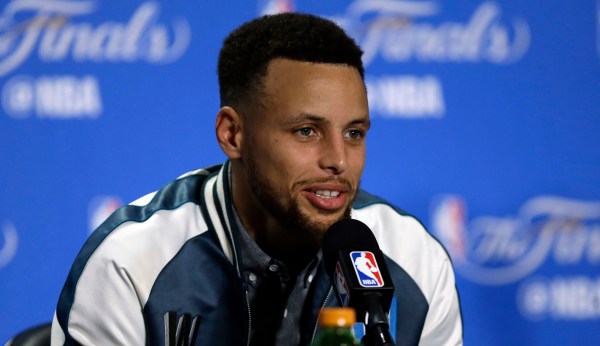 NAACP rallies behind Stephen Curry after Trump ‘dissed’ him, promotes #takeaknee demonstrations