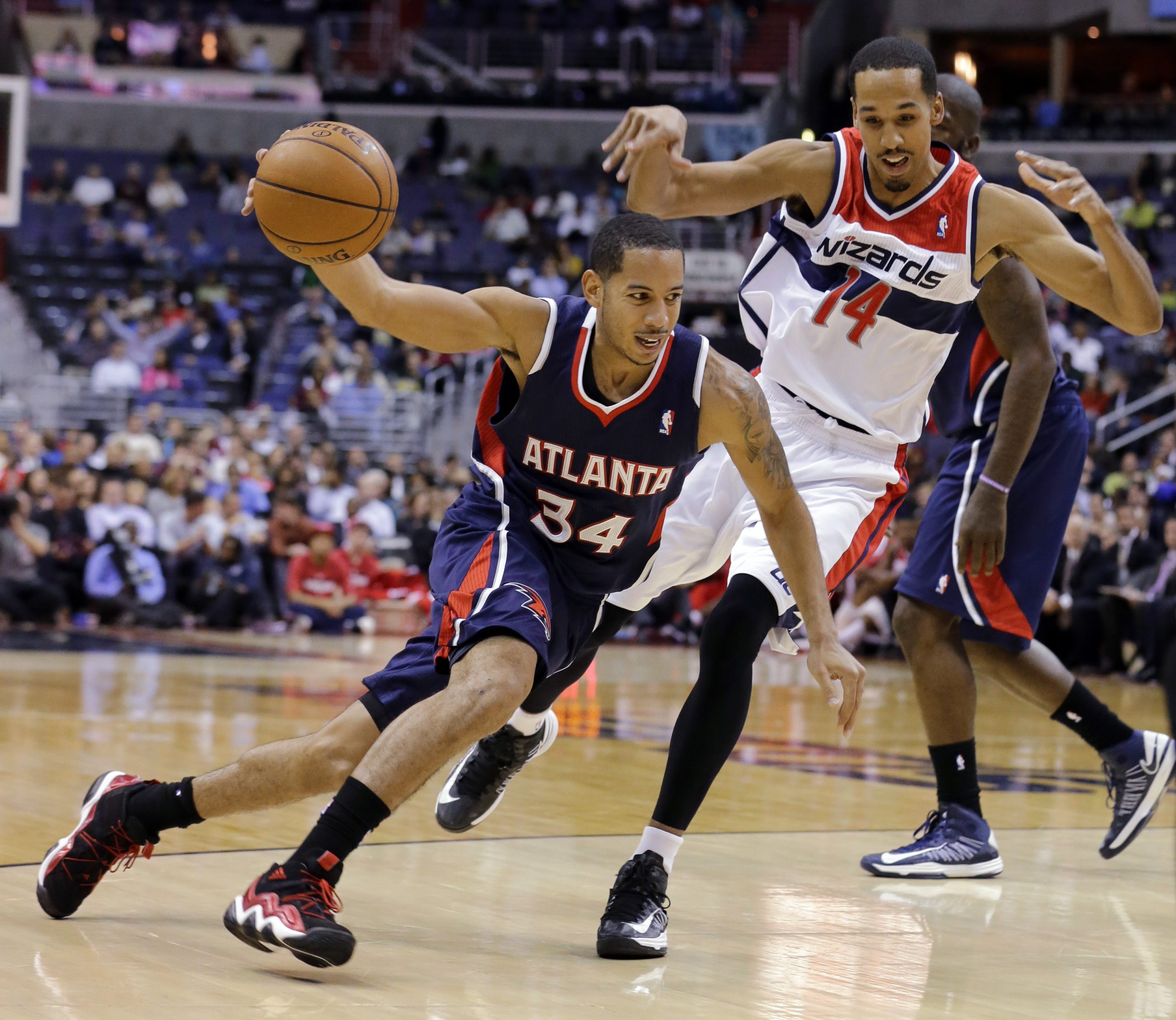 Williams scores 24, Hawks beat Wizards in OT