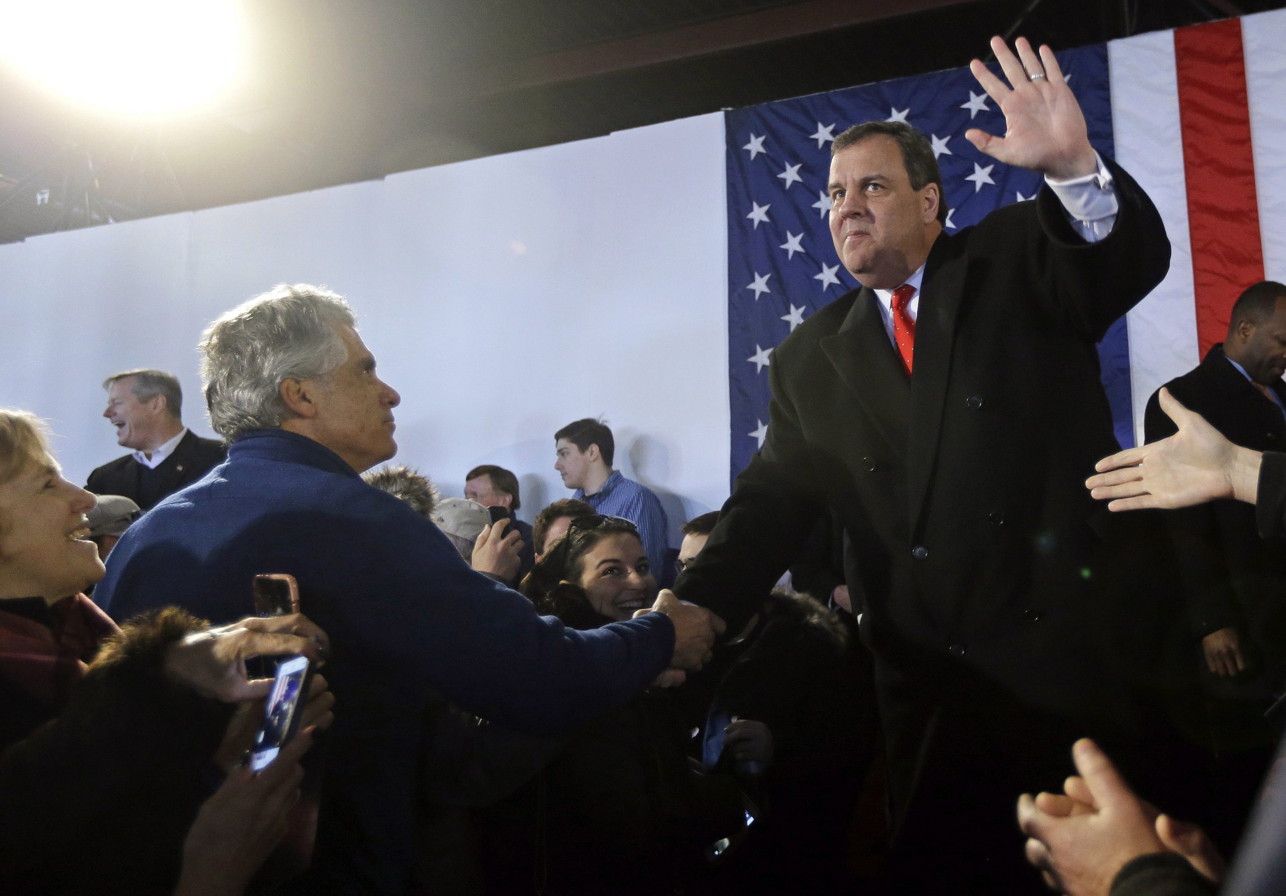 Christie eager for contrast with Trump, Rubio, Cruz during debate