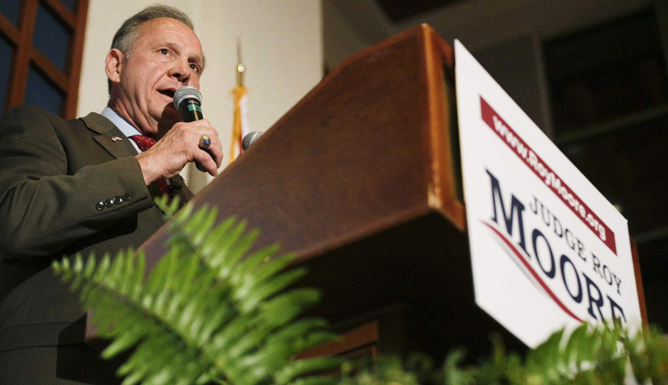 Roy Moore attacks NRA and Luther Strange: ‘I’ve certainly got more guns than my opponent’