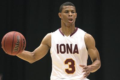 RicardoÃArduengo/AP
Iona senior point guard Scott Machado led the country in assists, averaging 9.9 per game.