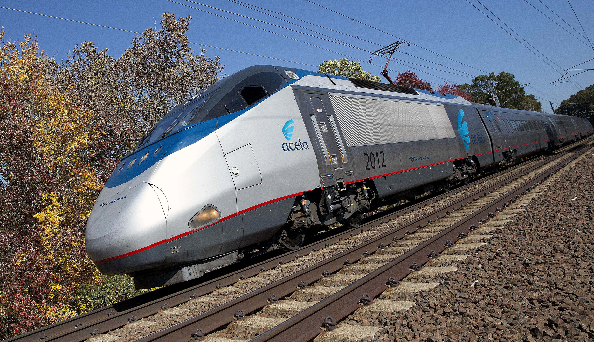 Amtrak train from DC to NYC separates while traveling at 125 mph