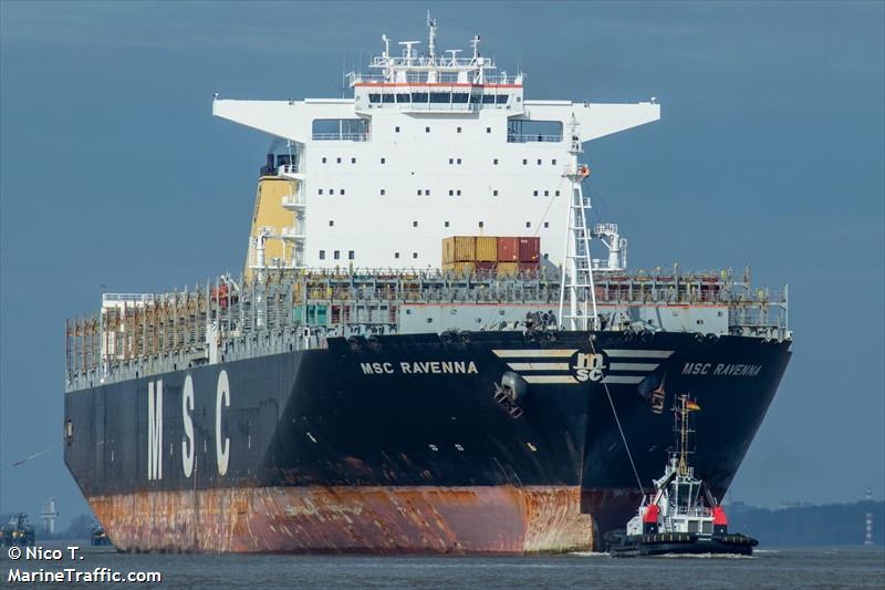 container ship Ravenna.jpg