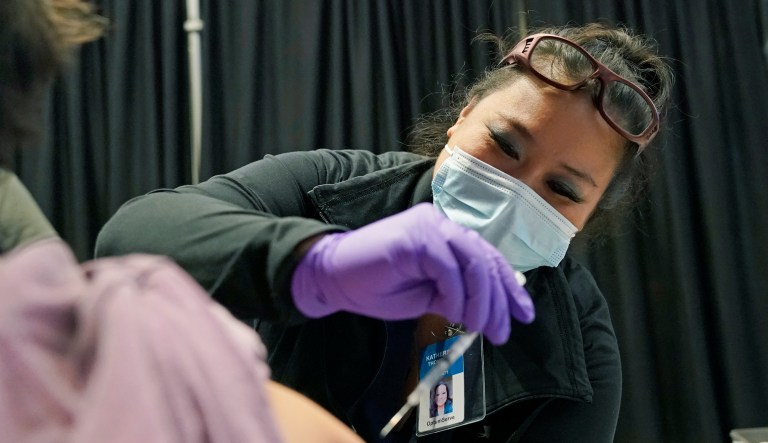 Promising Army vaccine against COVID-19 variants remains in development