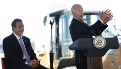 Ex-Bill Clinton adviser claims Cuomo plotting to undermine Biden nomination