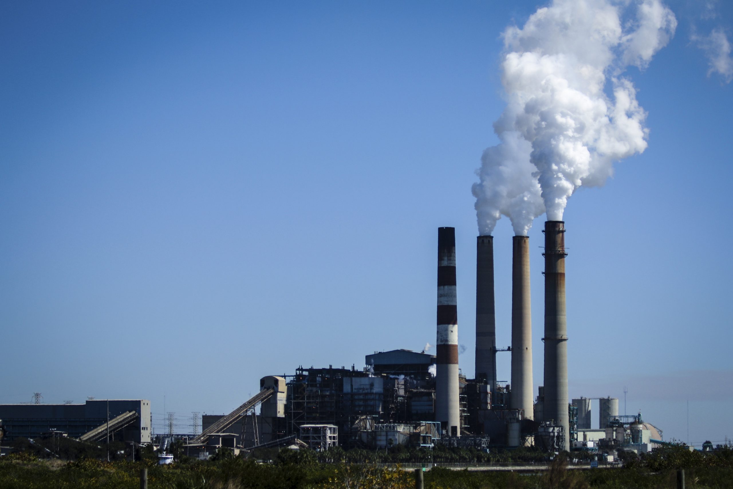 Obama set to announce massive carbon emissions rule but mainstream media mostly ignores study on potential costs