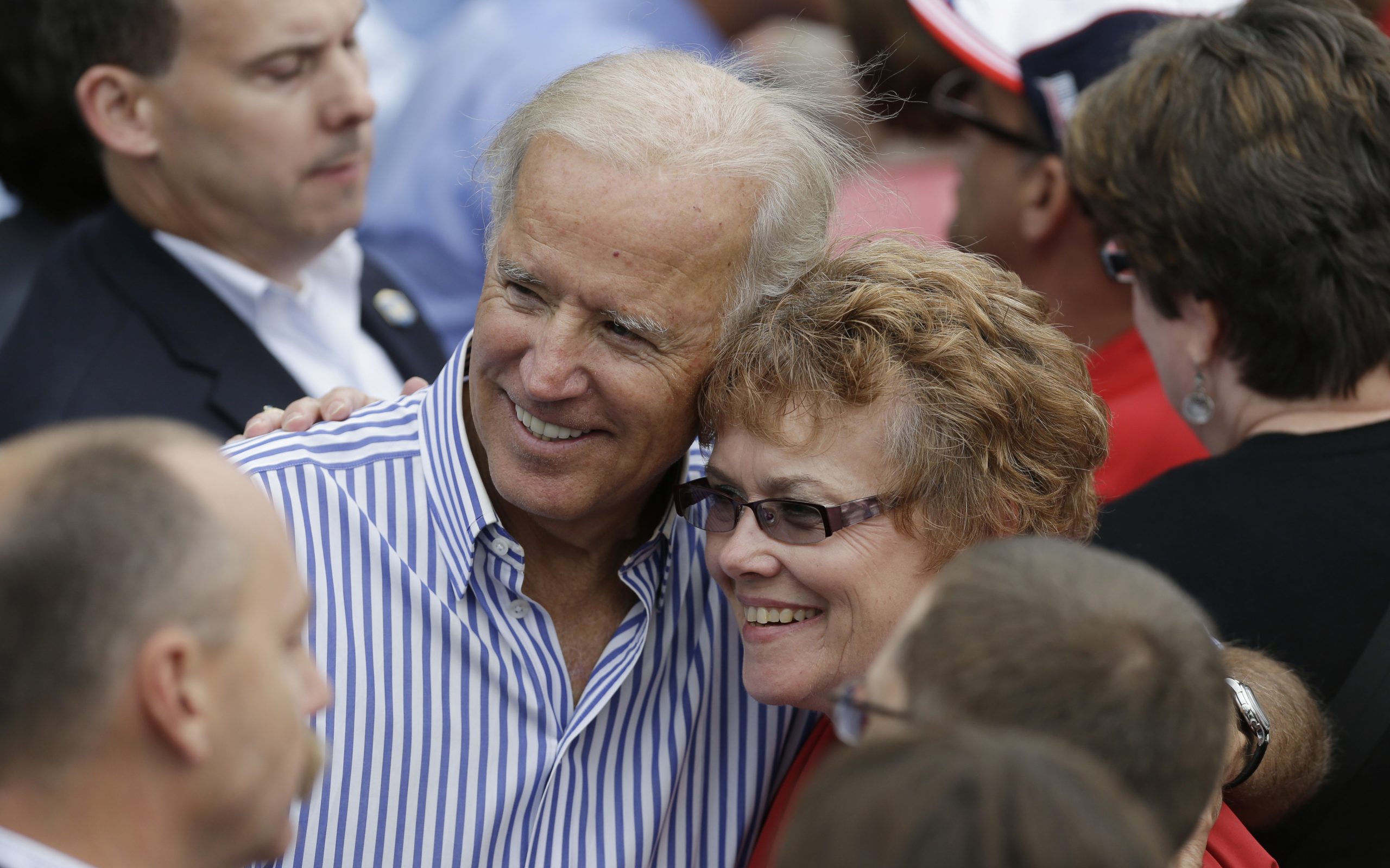 Biden will continue pressing the flesh despite new coronavirus variants