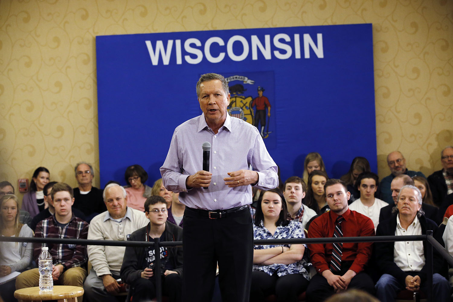 Report: Kasich pulling radio ads in Wisconsin