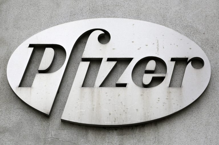 Pfizer 1Q profit drops 15 pct due to lower sales