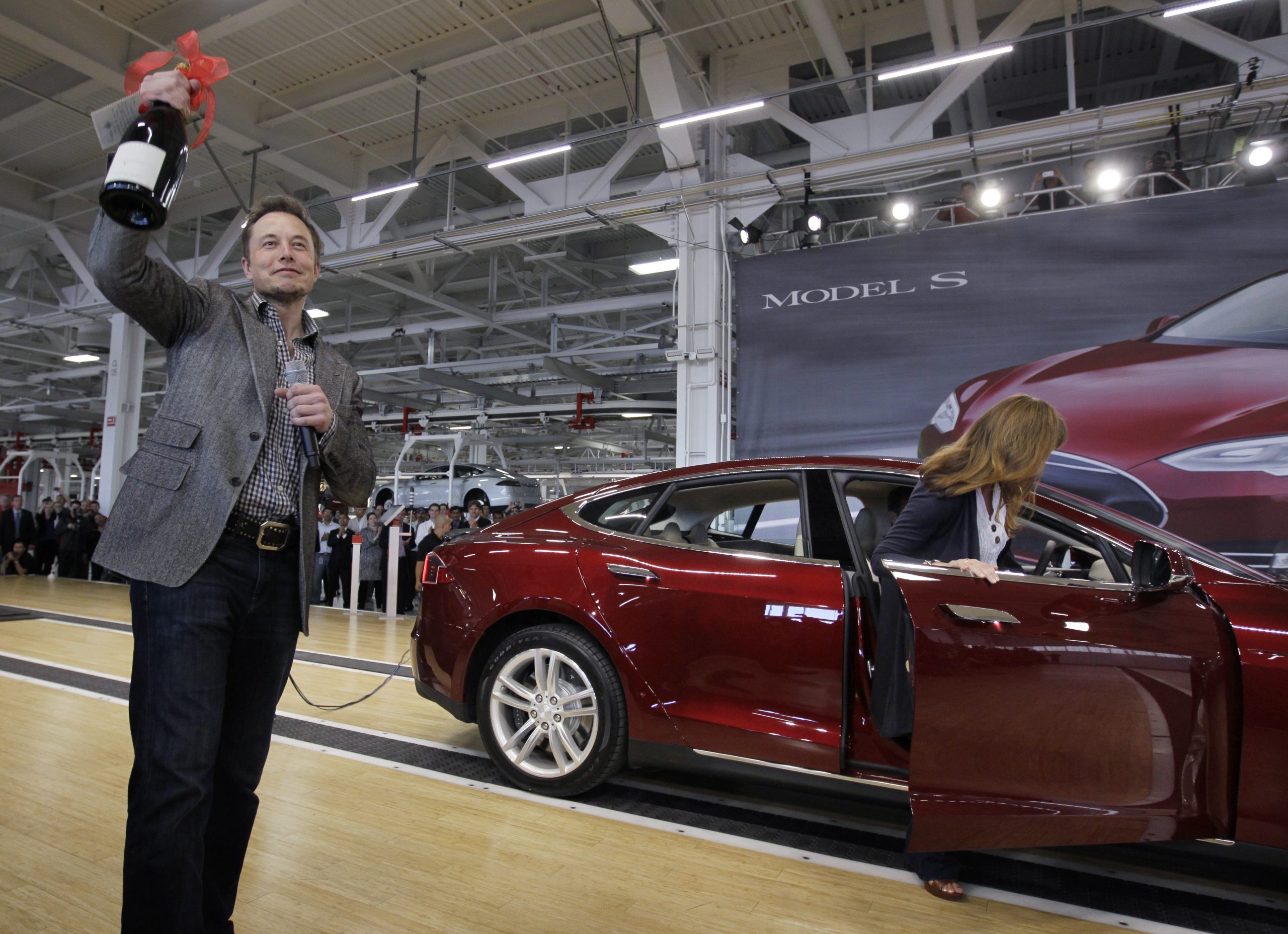 Tesla says decision on battery factory months away
