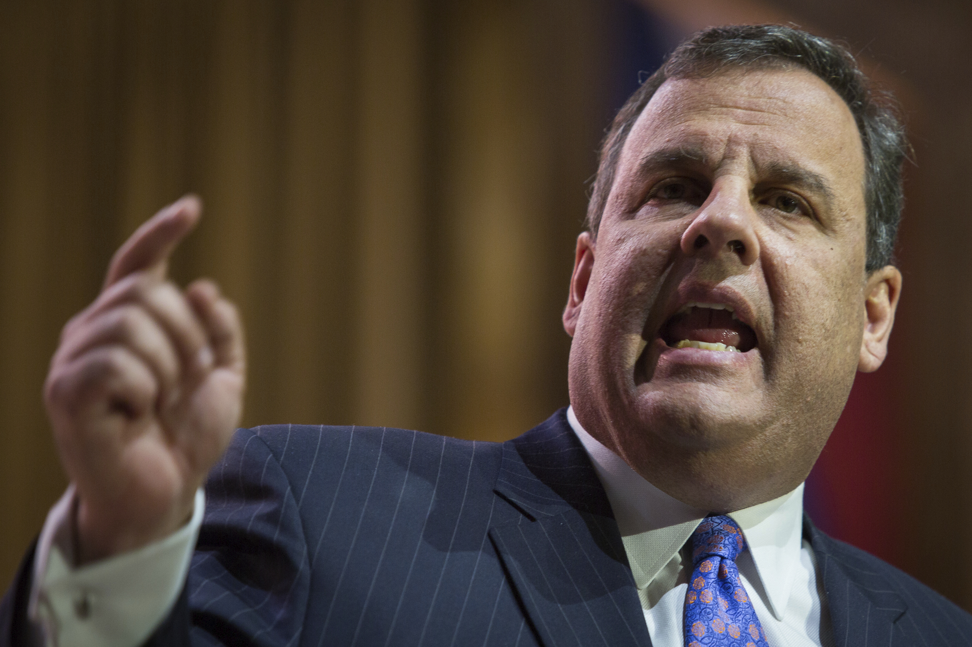Chris Christie receives warm reception at conservative CPAC conference