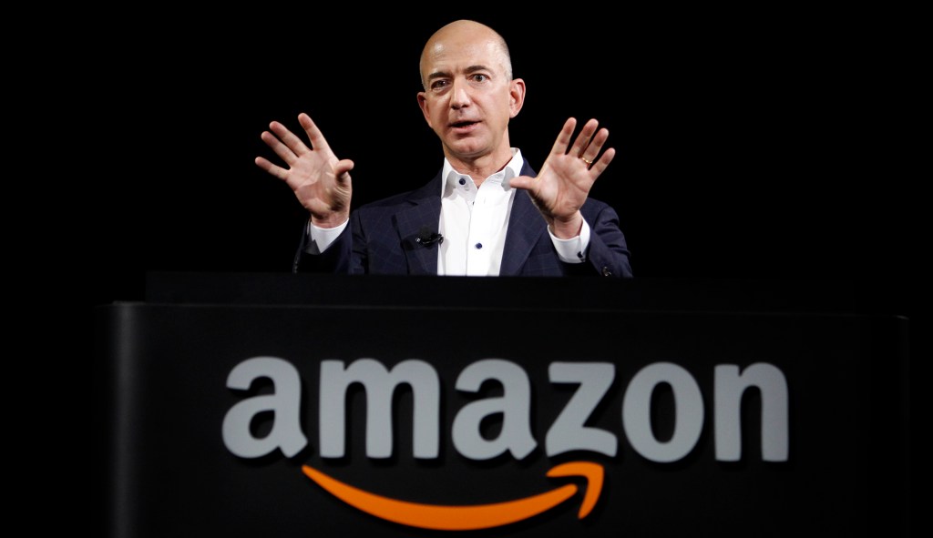 If Mike Pompeo leaves the CIA, Trump should replace him with Amazon CEO Jeff Bezos