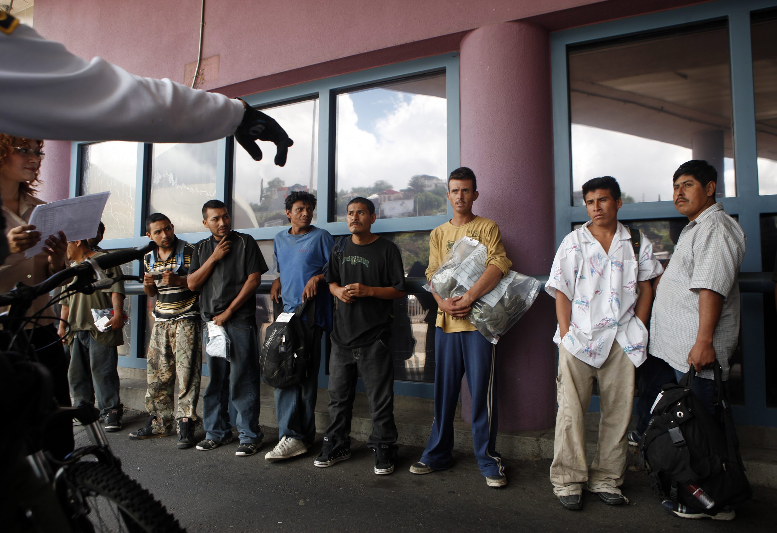 2.8 million illegals on Trump’s deportation list