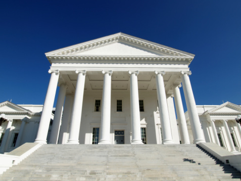 A bipartisan group of Virginia House delegates wants to place a $250 limit on gifts to lawmakers from lobbyists and others who do business with the commonwealth while also creating a new commission to advise and train elected officials about ethics laws. (Photo: Thinkstock)