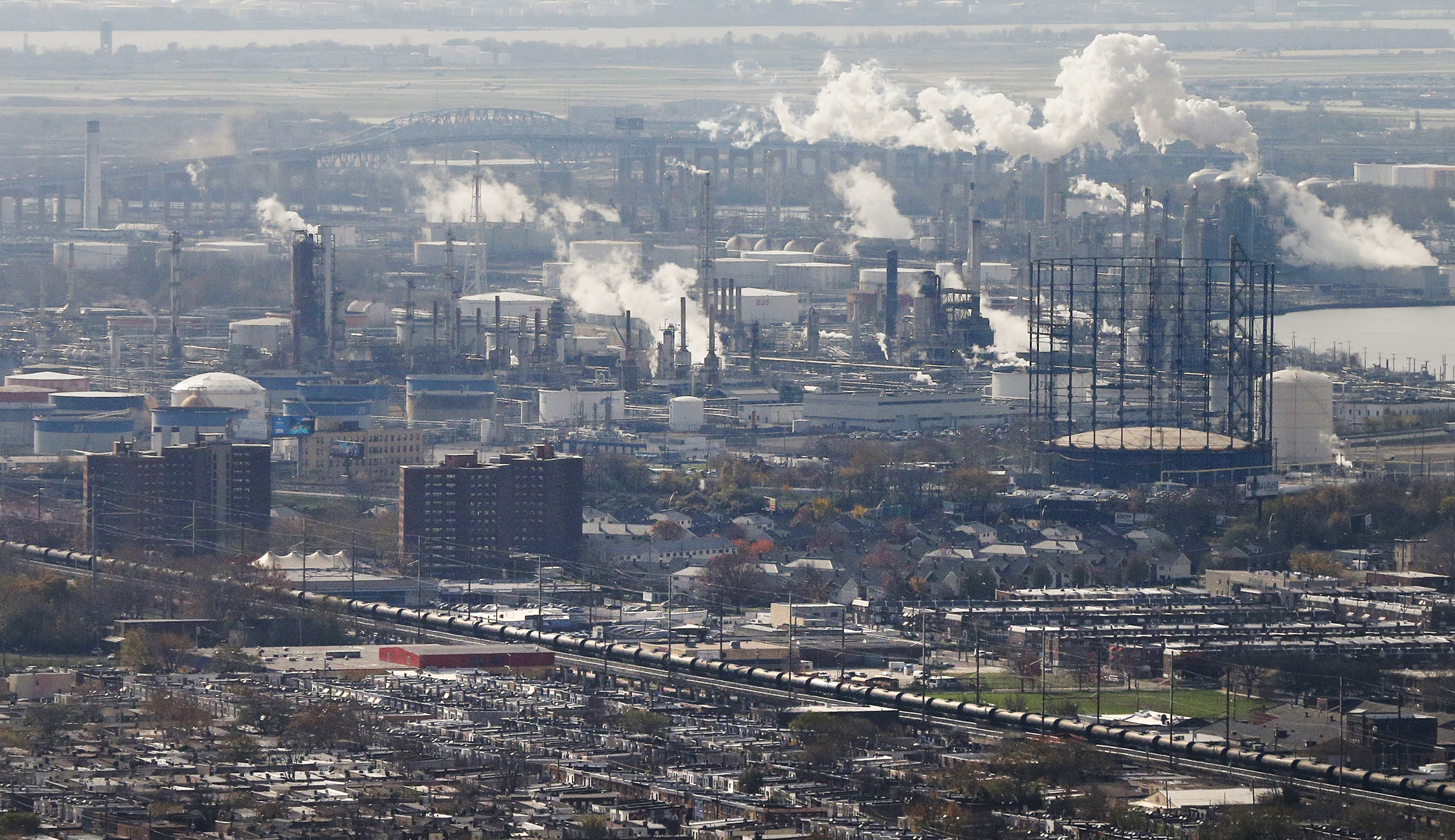Federal court grants oil refiners a victory in ethanol waiver battle