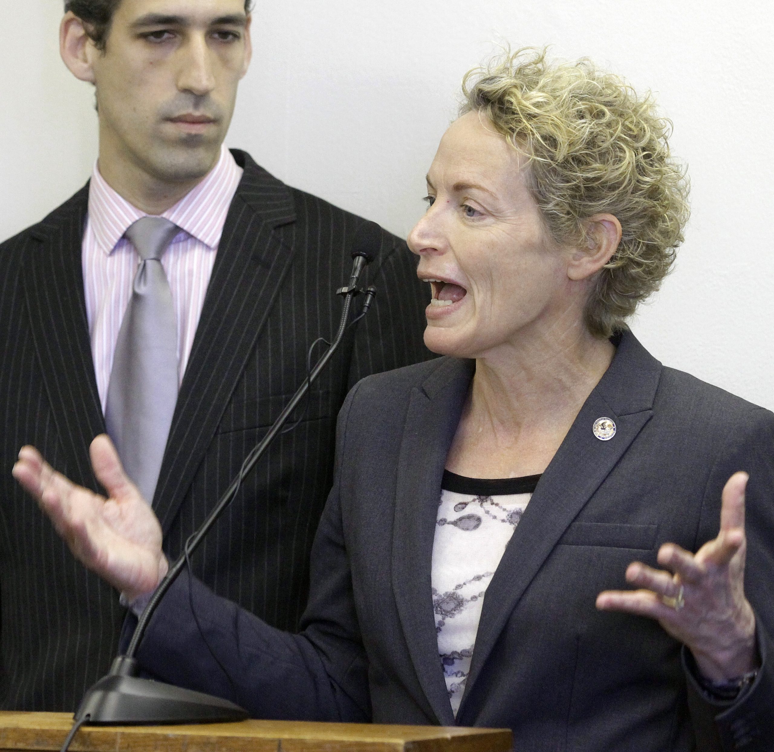 Illinois dragging its feet on huge pension problem