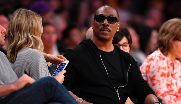 Eddie Murphy set to host SNL for first time in 37 years