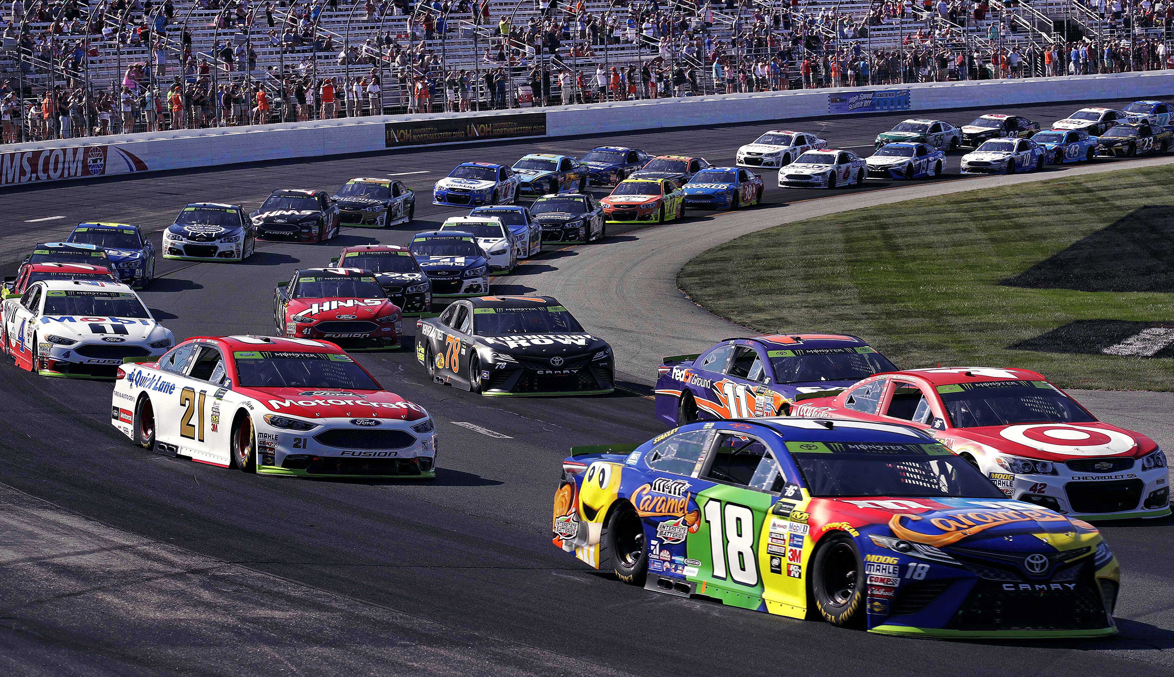 NASCAR bans Confederate flag from all events