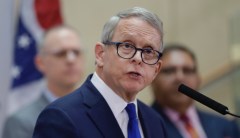 Groups urge adoption of universal occupational licensing recognition in Ohio