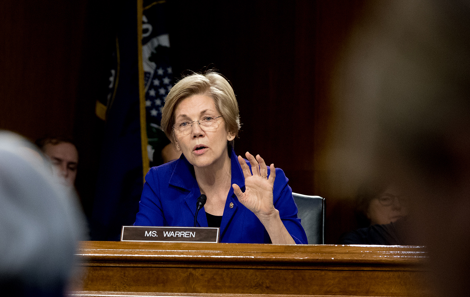 Elizabeth Warren’s transparent flip-flop on Ben Carson