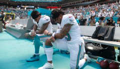 Voters split on national anthem protests in the NFL: Poll