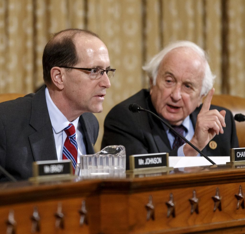 House panel refers ex-IRS official to Justice Dept