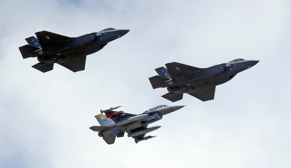 Lawmakers seek a boost in military aircraft funding in fiscal 2018