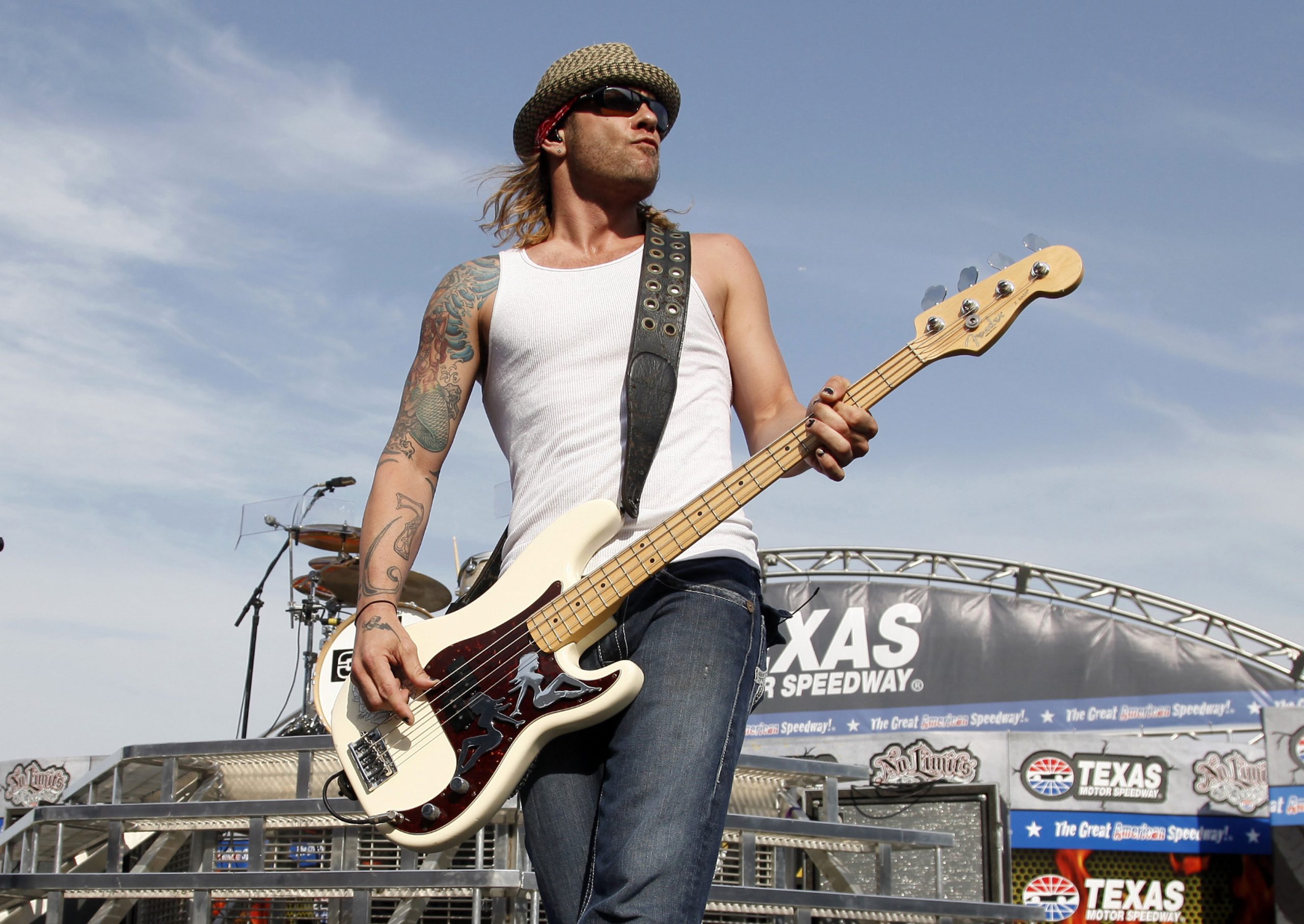3 Doors Down bassist enters rehab following arrest