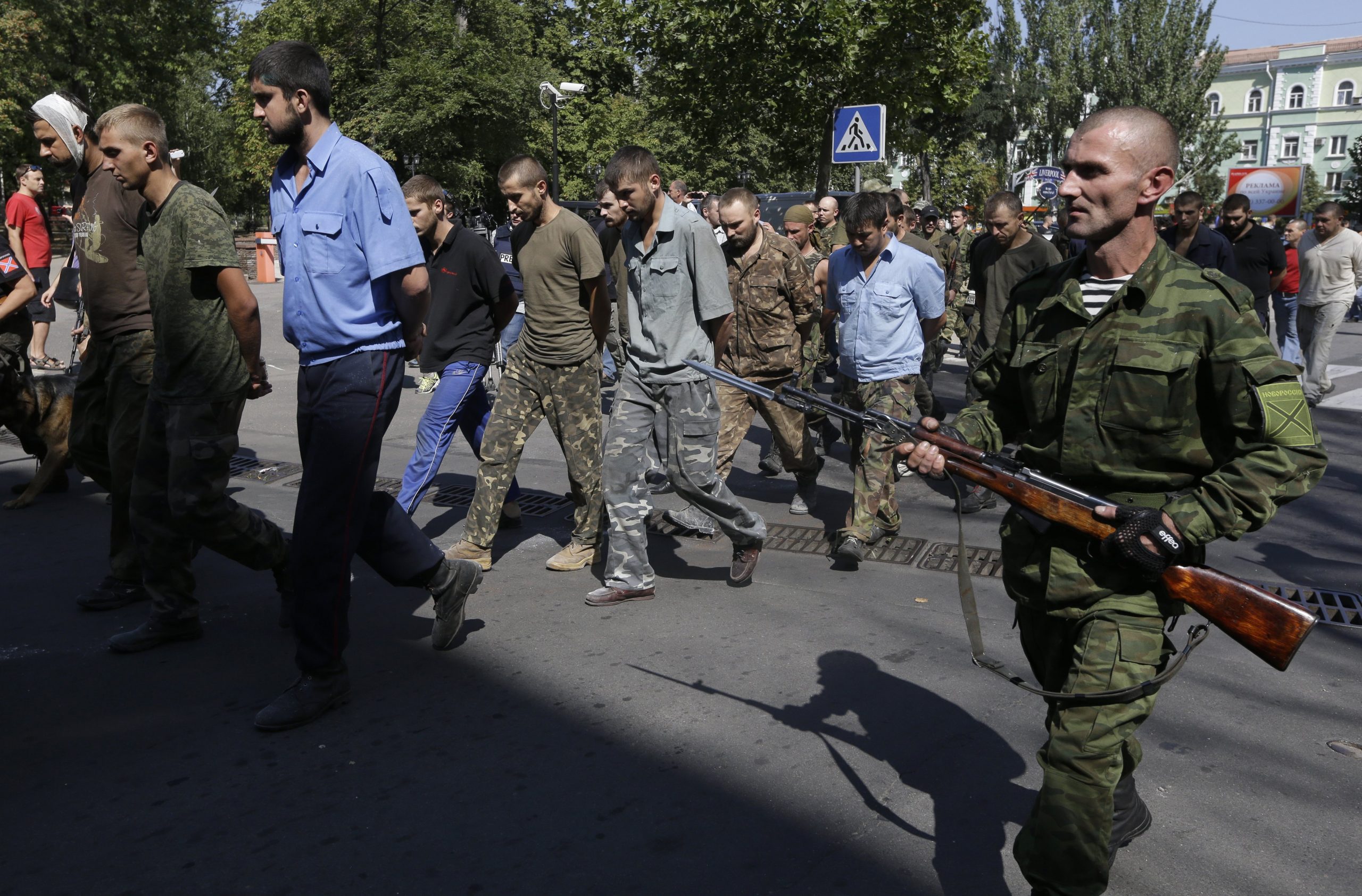 Rebels parade captured Ukrainian soldiers in east