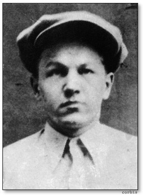 Crime History: ‘Baby Face’ Nelson kills FBI agent in Wisconsin