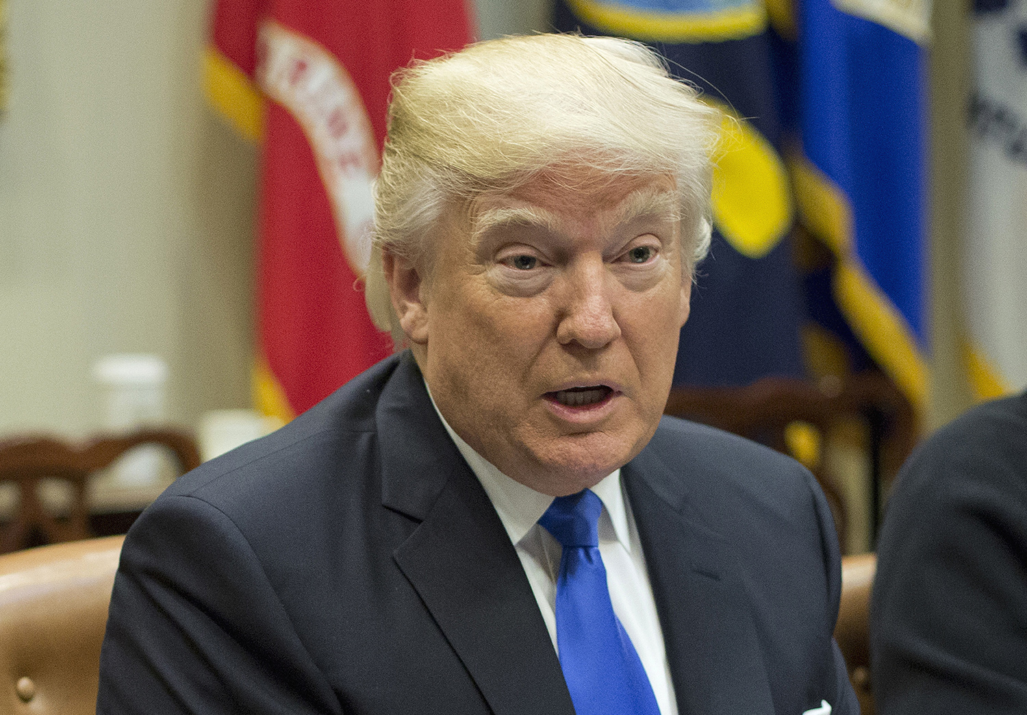 Trump to make Supreme Court pick on Groundhog Day