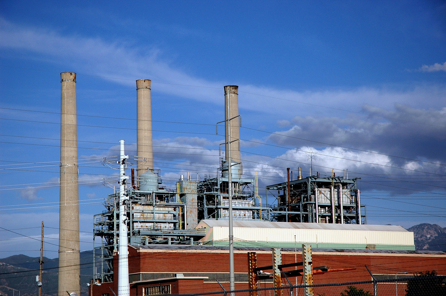 Trump officials talk up clean coal with Canadian premier