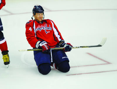 Caps defenseman John Erskine faces disciplinary hearing for elbowing penalty