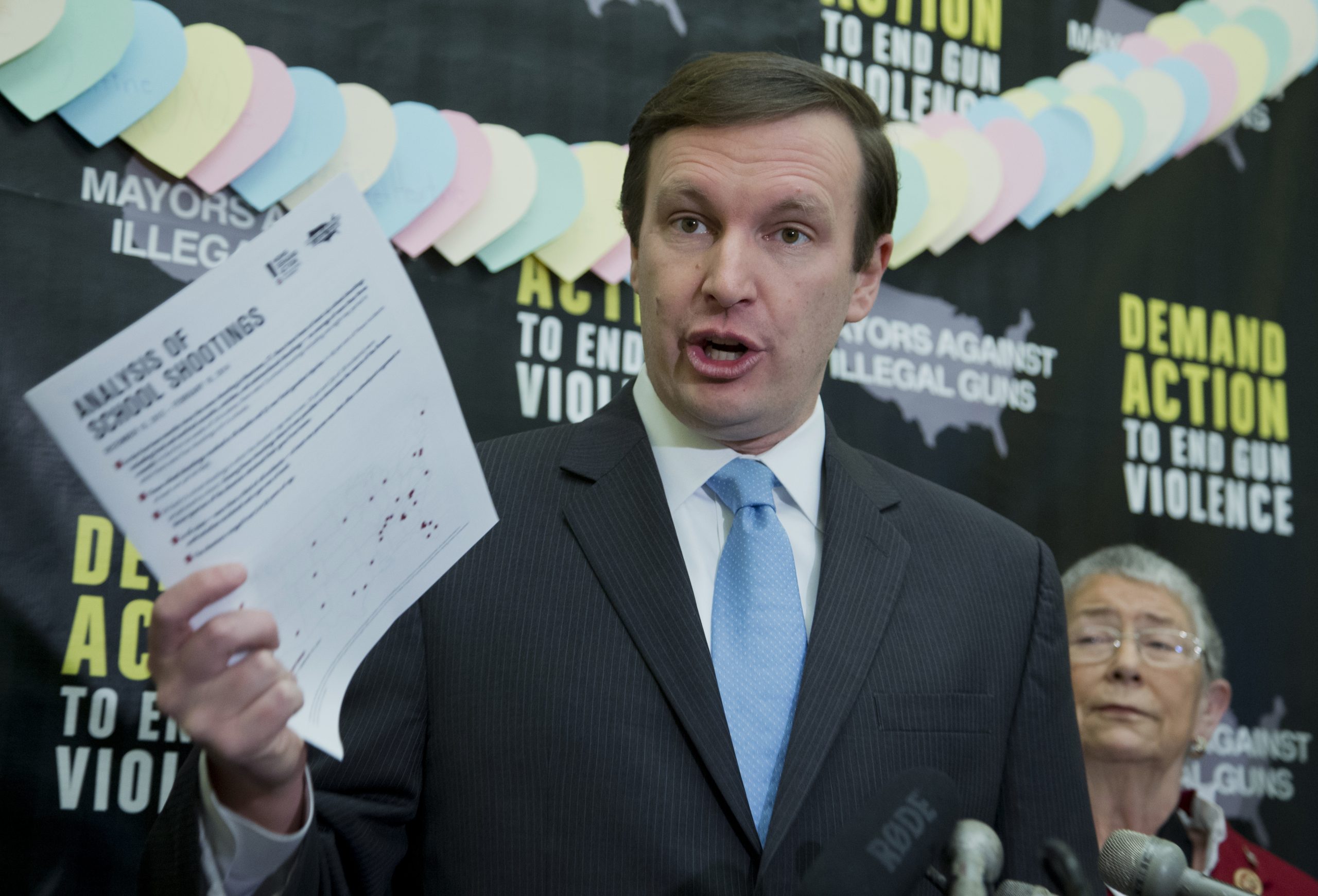 Happy New Year: Dem senator tweets out list of 2015 mass shootings