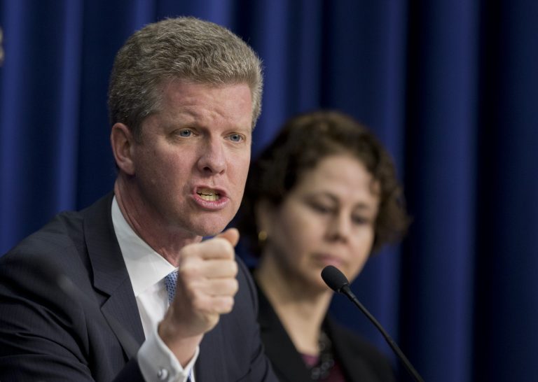 OMBÂ Director Shaun DonovanÂ Donovan wrote that the IRS funding levels would undermine 