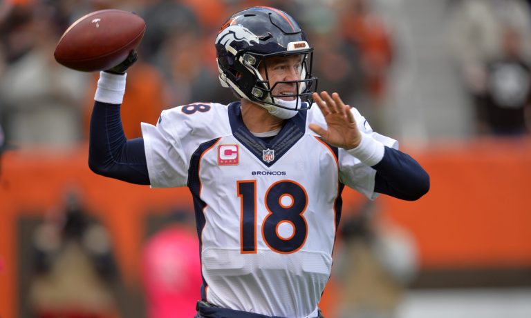 Denver Broncos quarterback Peyton ManningÂ has a history of donating to Republican campaigns.Â (AP Photo/David Richard)