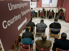 Most Americans say economy headed for recession