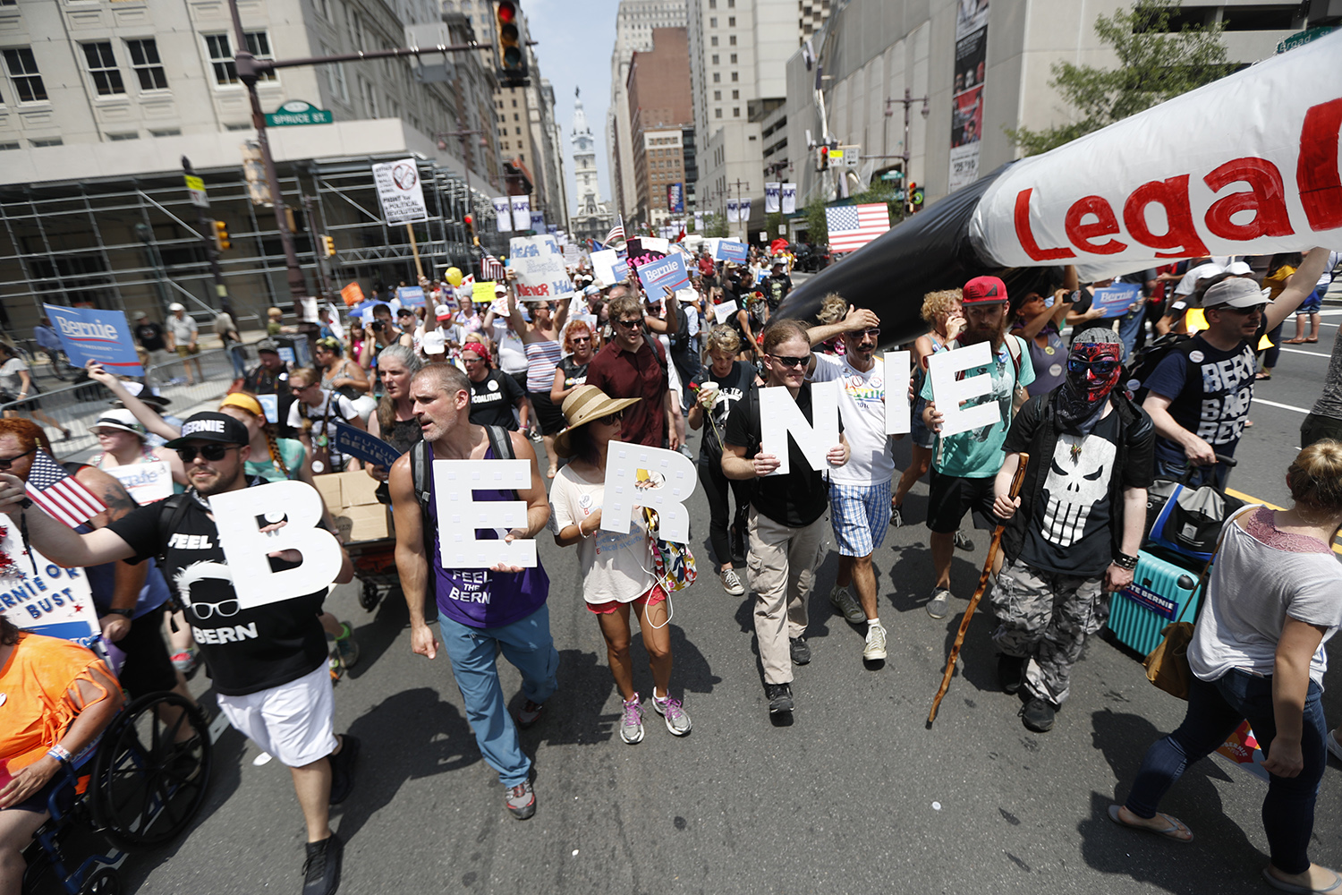 Sanders to test DNC’s unity theme tonight