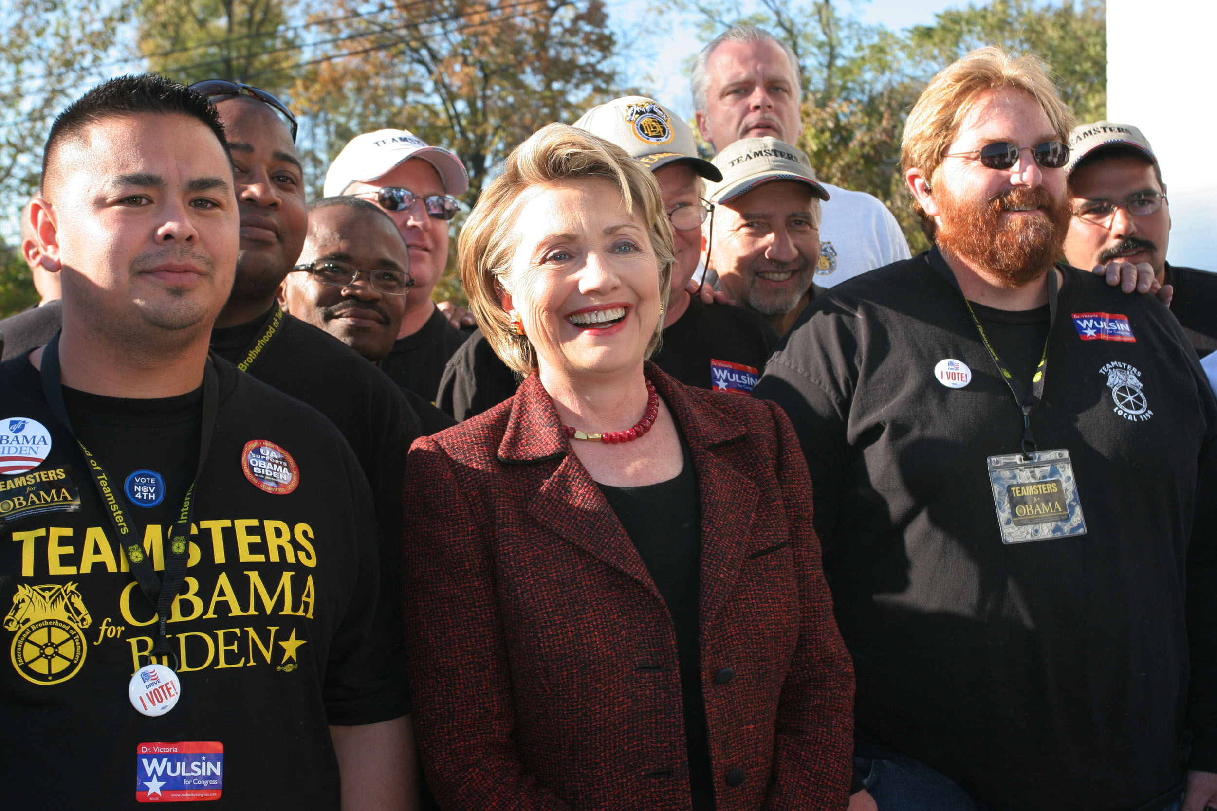 Emails show Clinton’s close ties to teachers union