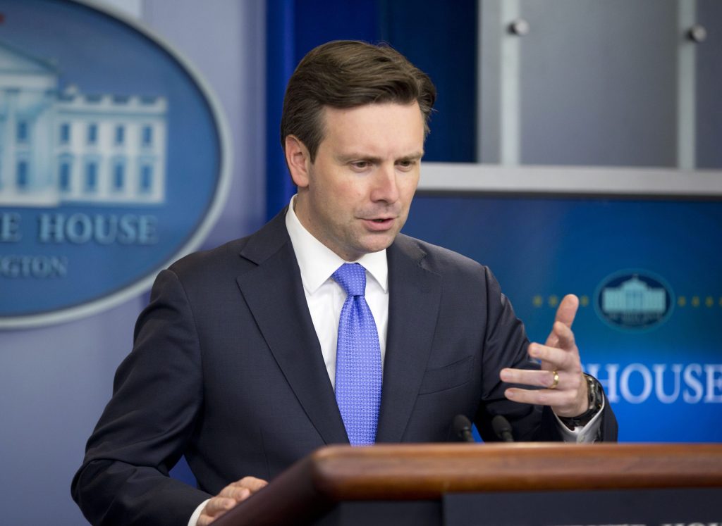 White House downplays Biden focus on Clinton vulnerability